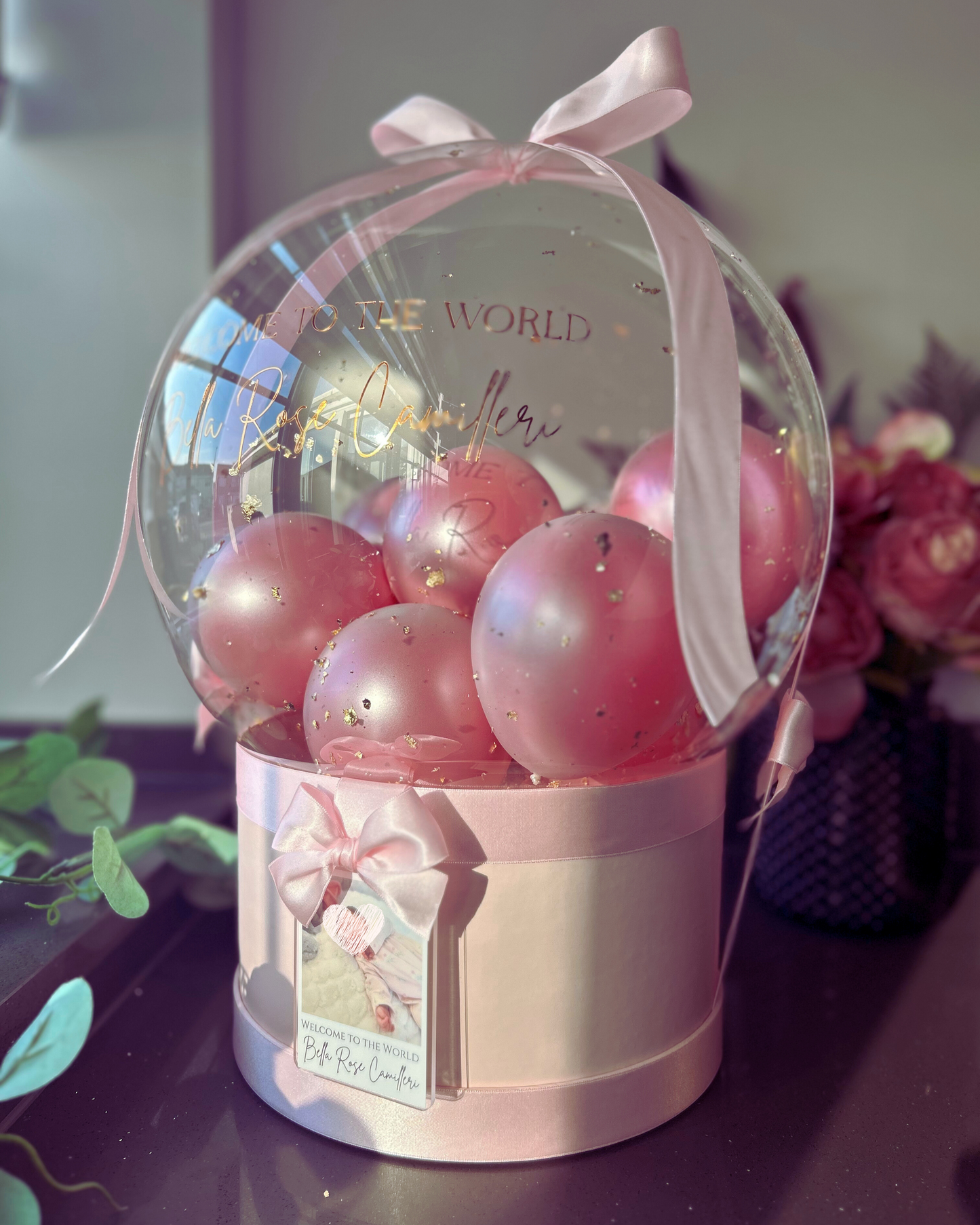 'Welcome to The World' Bubble
